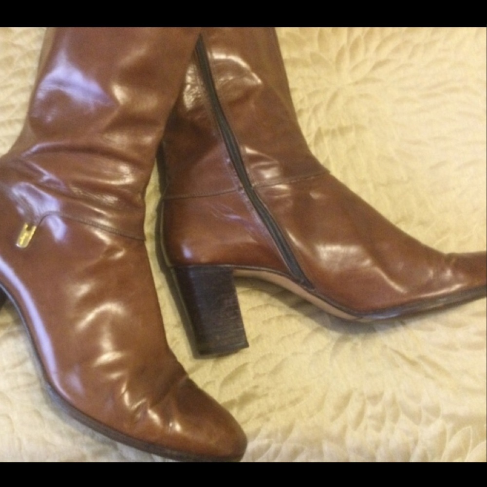 SOLD. Salvatore Ferragamo boots size 10AA
Cognac/brown - Picture 1 of 11